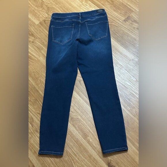 Nicole Miller NWOT Soho Dark Blue Skinny Jeans Size 14 - Picture 2 of 9